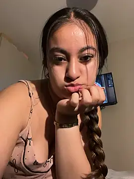 Snapshot of funwithmexox chatting on 19, 7, 2026 funwithmexox online show from 19, 7, 2026