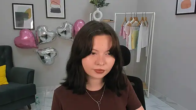 Snapshot of Gloria__Torres chatting on 14, 7, 2026 Gloria Torres online show from 14, 7, 2026
