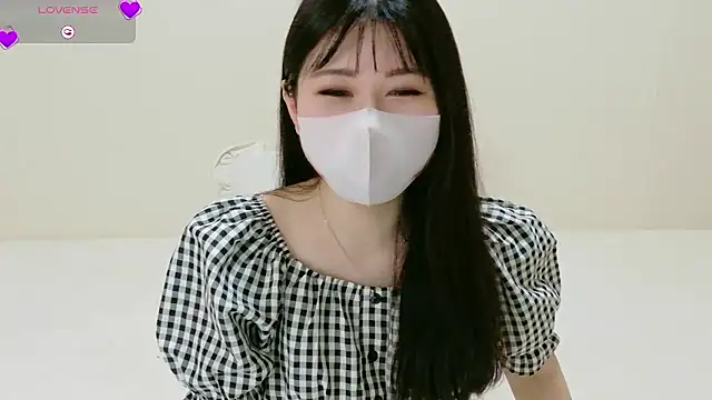 Mila Velvet LIVE online show from 16, 7, 2026