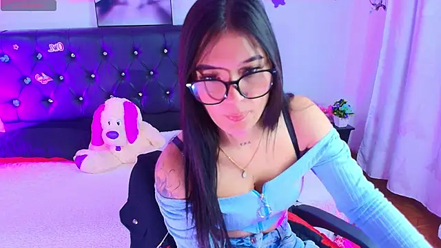 Stefanny Sweett  online show from 15, 7, 2026