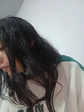 LoveLilly  online show from 28, 7, 2026