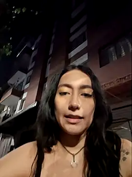 Snapshot of Evelyn_outdoors chatting on 17, 7, 2026 Evelyn outdoors online show from 17, 7, 2026