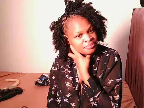Snapshot of leylawalker chatting on 15, 7, 2026 leylawalker online show from 15, 7, 2026