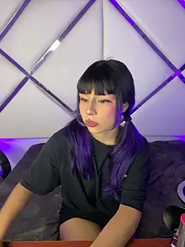 Snapshot of Ami_L chatting on 20, 7, 2026 Ami L online show from 20, 7, 2026