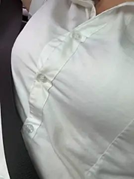 Snapshot of Prettylady-1 chatting on 21, 7, 2026 Prettylady-1 online show from 21, 7, 2026
