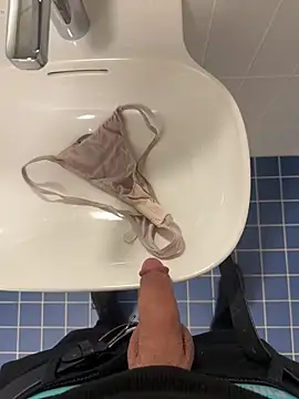 swissboy22 online show from 1, 3, 2026