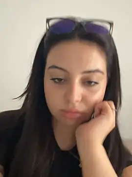 Snapshot of Marialuvvv chatting on 27, 7, 2026 Marialuvvv online show from 27, 7, 2026