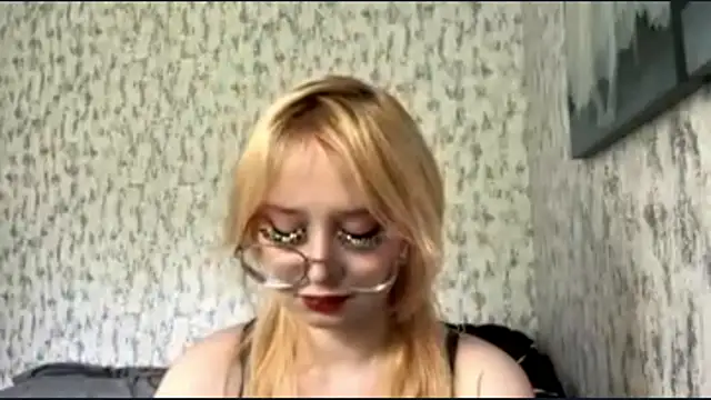 Snapshot of EvelinBossi chatting on 23, 7, 2026 EvelinBossi online show from 23, 7, 2026