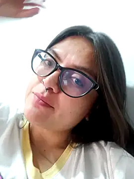 Snapshot of CarolineHot_04 chatting on 26, 7, 2026 CarolineHot 04 online show from 26, 7, 2026