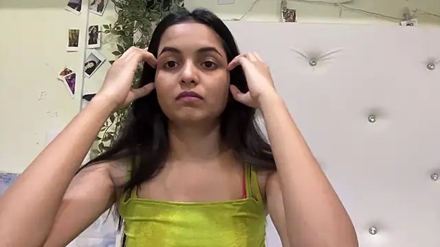 DainaFucci online show from 23, 7, 2026