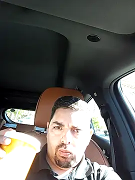 robredoj online show from 15, 12, 2025