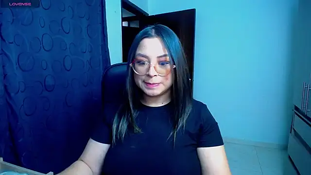 sensualmilena22 online show from 31, 7, 2026