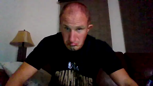 Snapshot of BJKing712 chatting on 6, 8, 2026 BJKing712 online show from 6, 8, 2026
