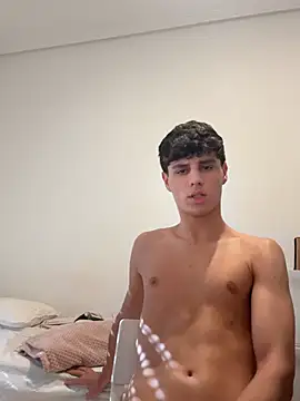 Snapshot of diegogymboy chatting on 30, 7, 2026 diegogymboy online show from 30, 7, 2026