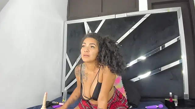 Snapshot of Chloe_xht chatting on 28, 7, 2026 Chloe xht online show from 28, 7, 2026