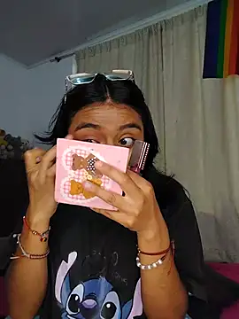 MoonVanesa online show from 3, 8, 2026