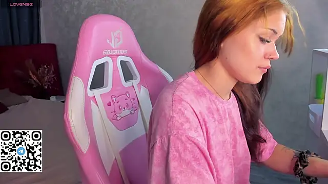 Snapshot of BabySunsh1ne_ chatting on 30, 7, 2026 BabySunsh1ne online show from 30, 7, 2026