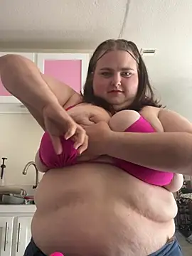 Snapshot of bbwKenzi chatting on 27, 7, 2026 bbwKenzi online show from 27, 7, 2026