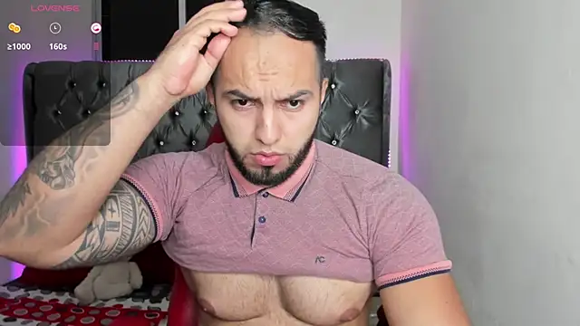 Snapshot of mrloganfuck1 chatting on 22, 6, 2026 mrloganfuck1 online show from 22, 6, 2026