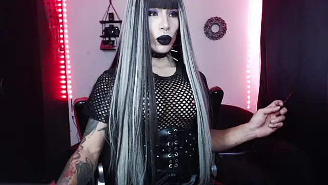 Snapshot of april_simons2 chatting on 8, 1, 2025 april simons2 online show from 8, 1, 2025