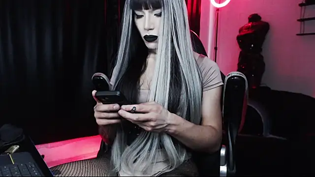 Snapshot of april_simons2 chatting on 26, 10, 2025 april simons2 online show from 26, 10, 2025