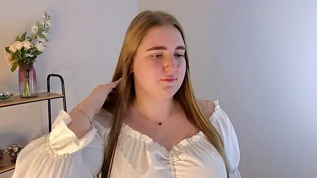 HaileyClifford online show from 6, 8, 2026