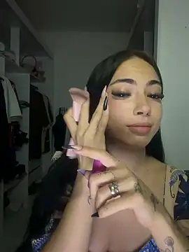 Snapshot of celine1812 chatting on 3, 8, 2026 celine1812 online show from 3, 8, 2026