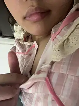 Snapshot of Miu_xinhh chatting on 30, 7, 2026 Miu xinhh online show from 30, 7, 2026