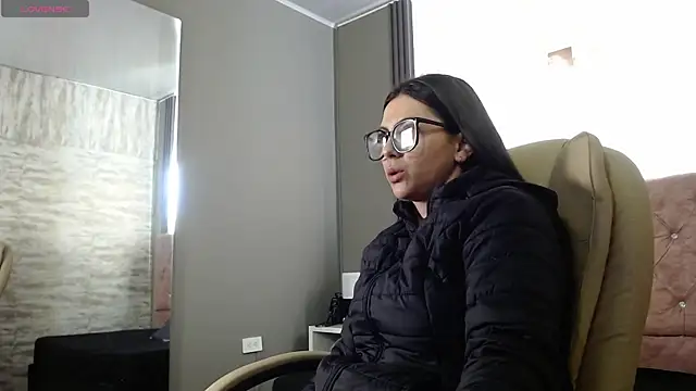 Valeriamoon 3101 online show from 4, 8, 2026