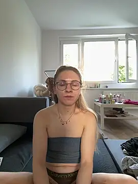 Amelie wild online show from 2, 8, 2026