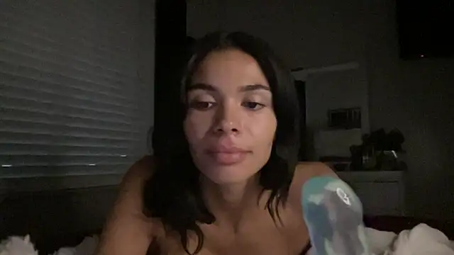 Snapshot of ffexra chatting on 5, 8, 2026 ffexra online show from 5, 8, 2026