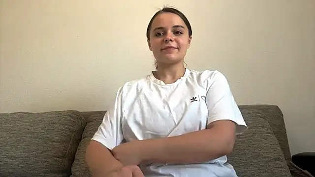 Snapshot of LorileeKaliszewski chatting on 3, 8, 2026 LorileeKaliszewski online show from 3, 8, 2026
