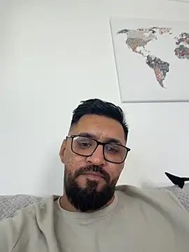 Snapshot of flupu1 chatting on 3, 8, 2026 flupu1 online show from 3, 8, 2026
