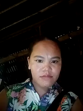 Snapshot of Lily-bi chatting on 7, 8, 2026 Lily-bi online show from 7, 8, 2026
