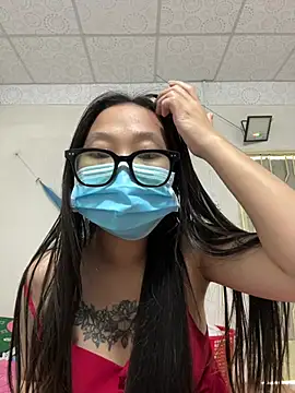 Snapshot of Sunny_iu chatting on 5, 8, 2026 Sunny iu online show from 5, 8, 2026