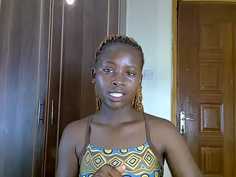 sexycatalina245 online show from 5, 8, 2026