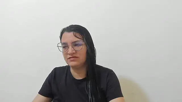 MARILYN GARCIA online show from 26, 11, 2025