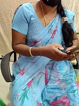 Snapshot of Tamil_Roja88 chatting on 7, 8, 2026 Tamil Roja88 online show from 7, 8, 2026