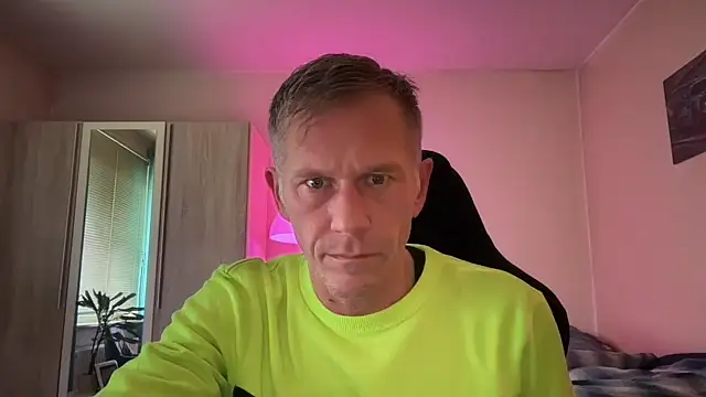 slaveboy2016xh online show from 20, 10, 2025