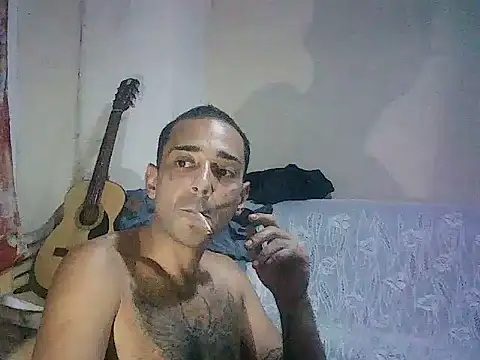 Snapshot of latinound chatting on 7, 8, 2026 latinound online show from 7, 8, 2026