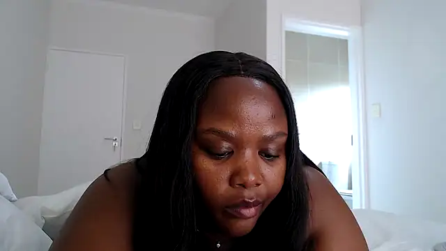 xBUSTY CANDYx online show from 15, 4, 2026