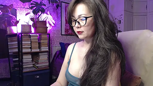 Koreanowner online show from 13, 11, 2025