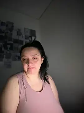 aliceayres797 online show from 26, 4, 2026