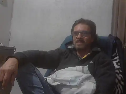 Snapshot of el_principe_hot chatting on 9, 9, 2025 el principe hot online show from 9, 9, 2025