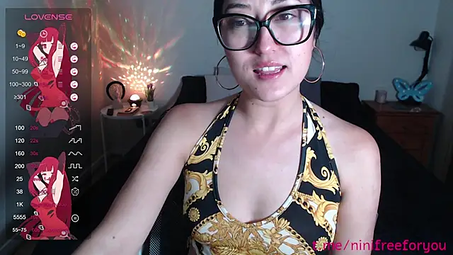 Ninimoon online show from 24, 11, 2025