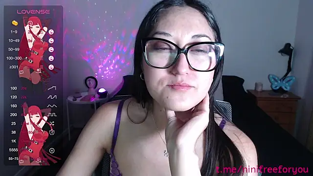 Ninimoon online show from 4, 12, 2025