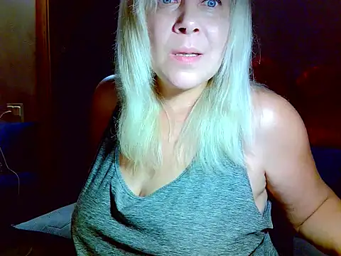 Snapshot of AgoniA7 chatting on 16, 7, 2026 AgoniA7 online show from 16, 7, 2026