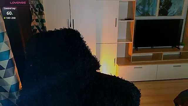 MilanaOmg online show from 9, 4, 2026