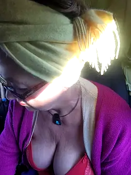 MucMilf59 online show from 2, 12, 2025