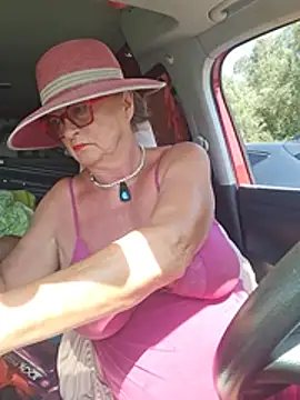 Snapshot of MucMilf59 chatting on 6, 7, 2026 MucMilf59 online show from 6, 7, 2026